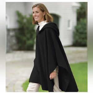 Plow & Hearth NWOT poncho